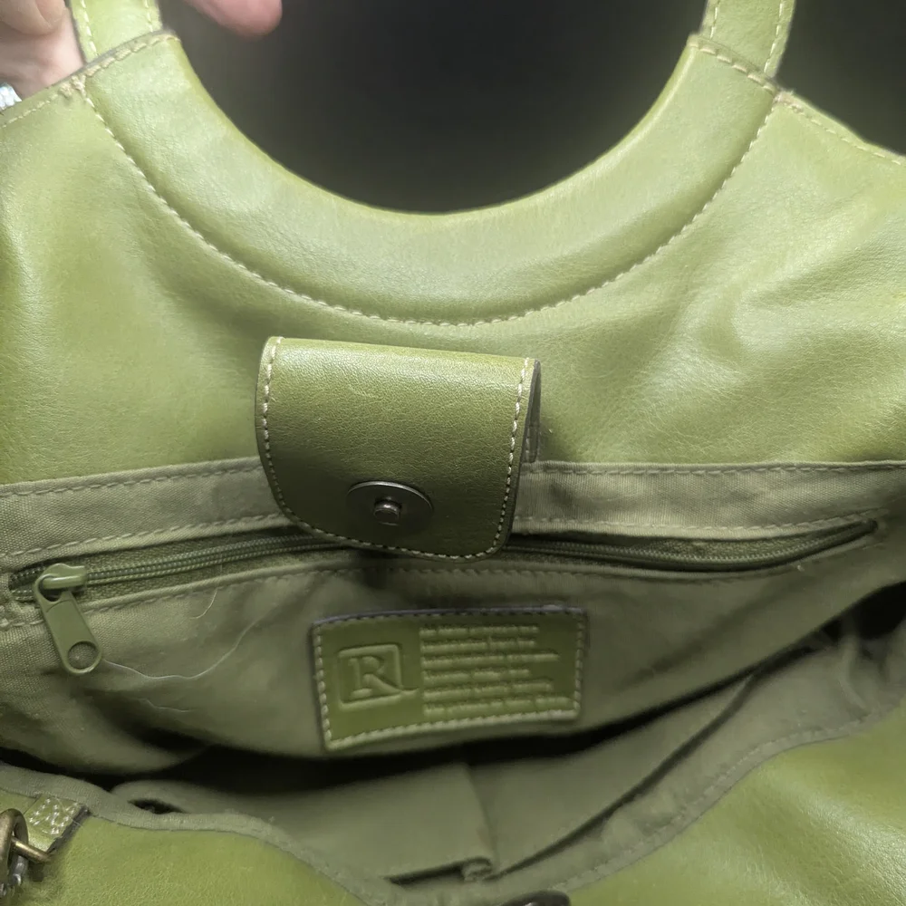 Vintage Relic Olive Green Shoulder Bag in EUC. - Picture 4 of 12